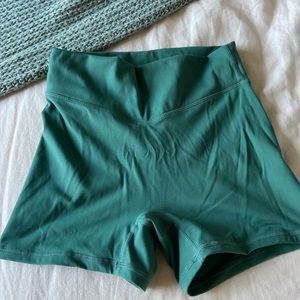 Vitality Cloud Shorts